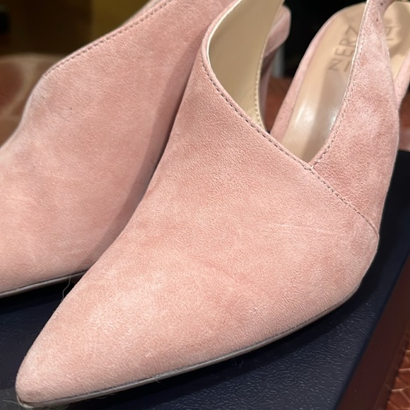 Elegant Nude Slingback Heels - Picture 7 of 11